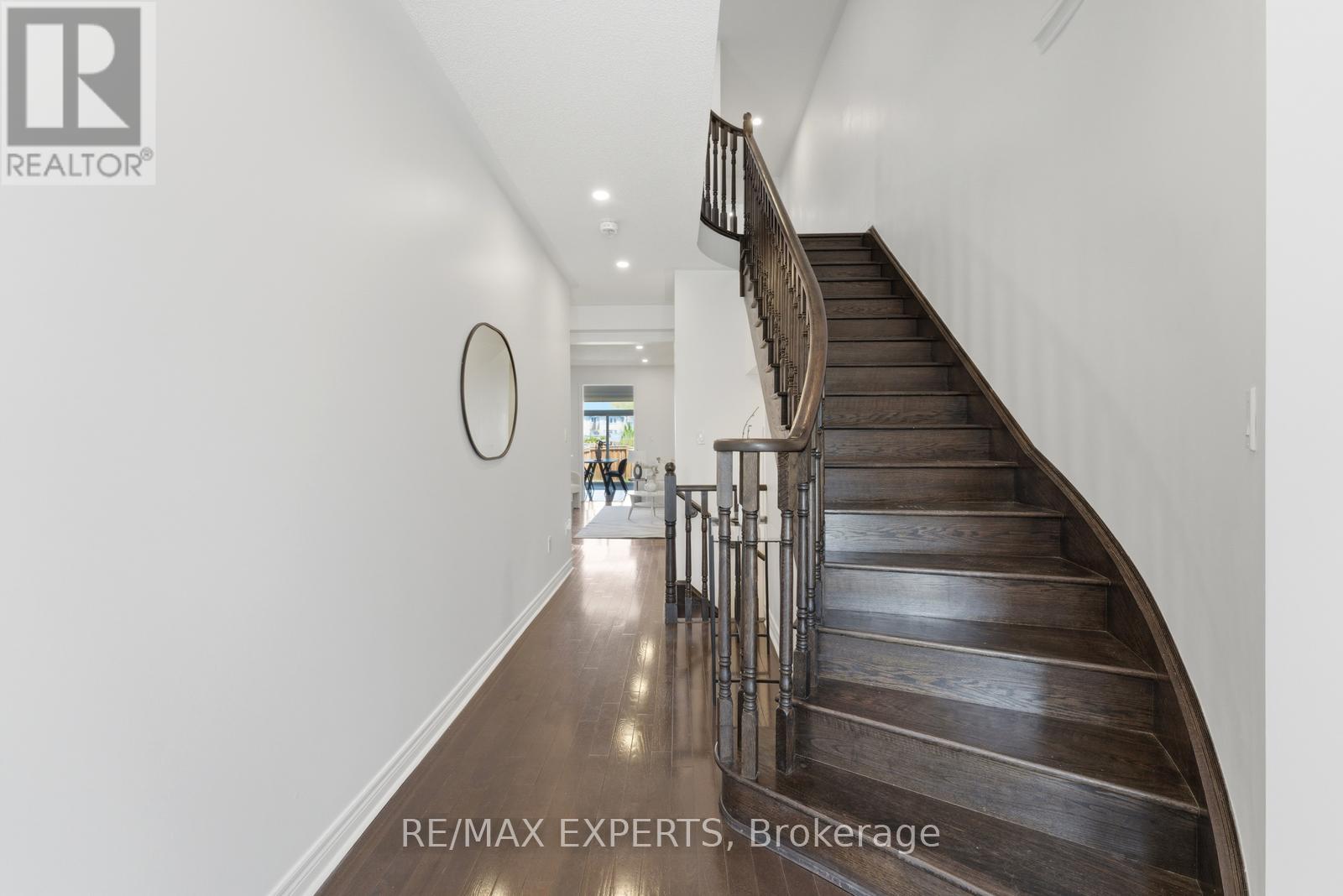 9 PORT ARTHUR CRESCENT - 5