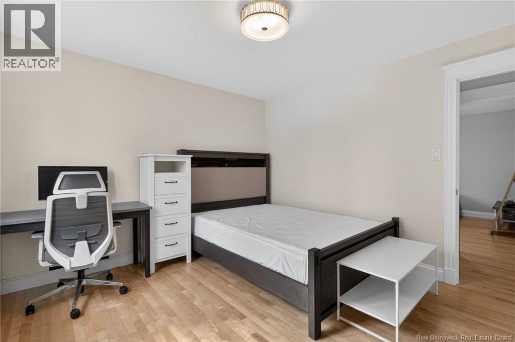 6 Willowdale Court - 33