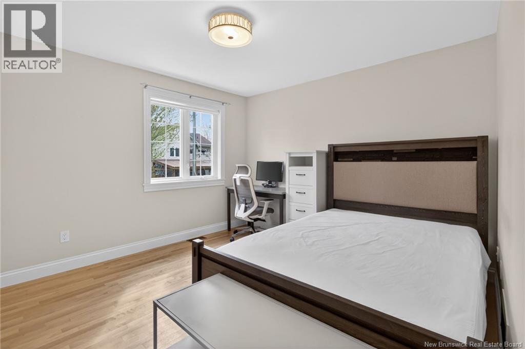 6 Willowdale Court - 32