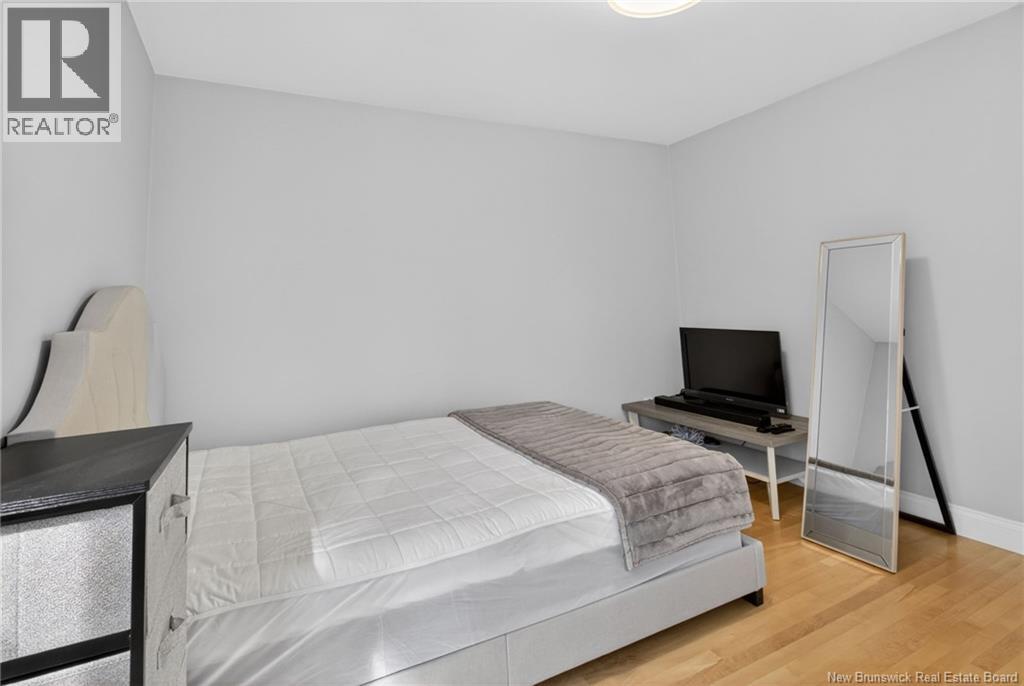 6 Willowdale Court - 35