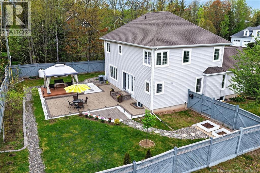 6 Willowdale Court - 43