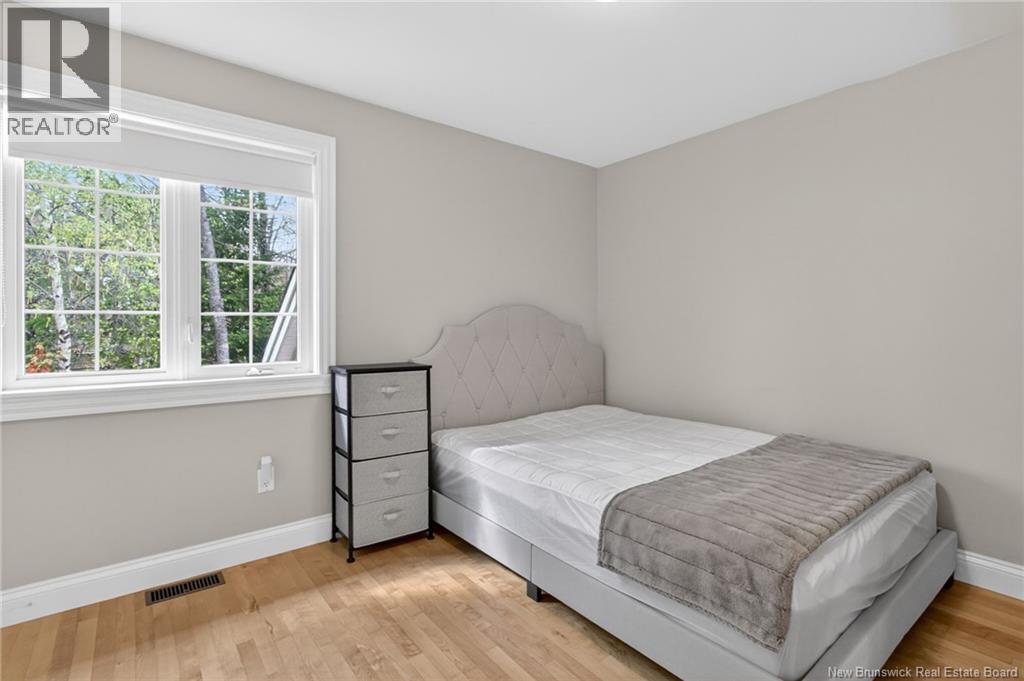 6 Willowdale Court - 34