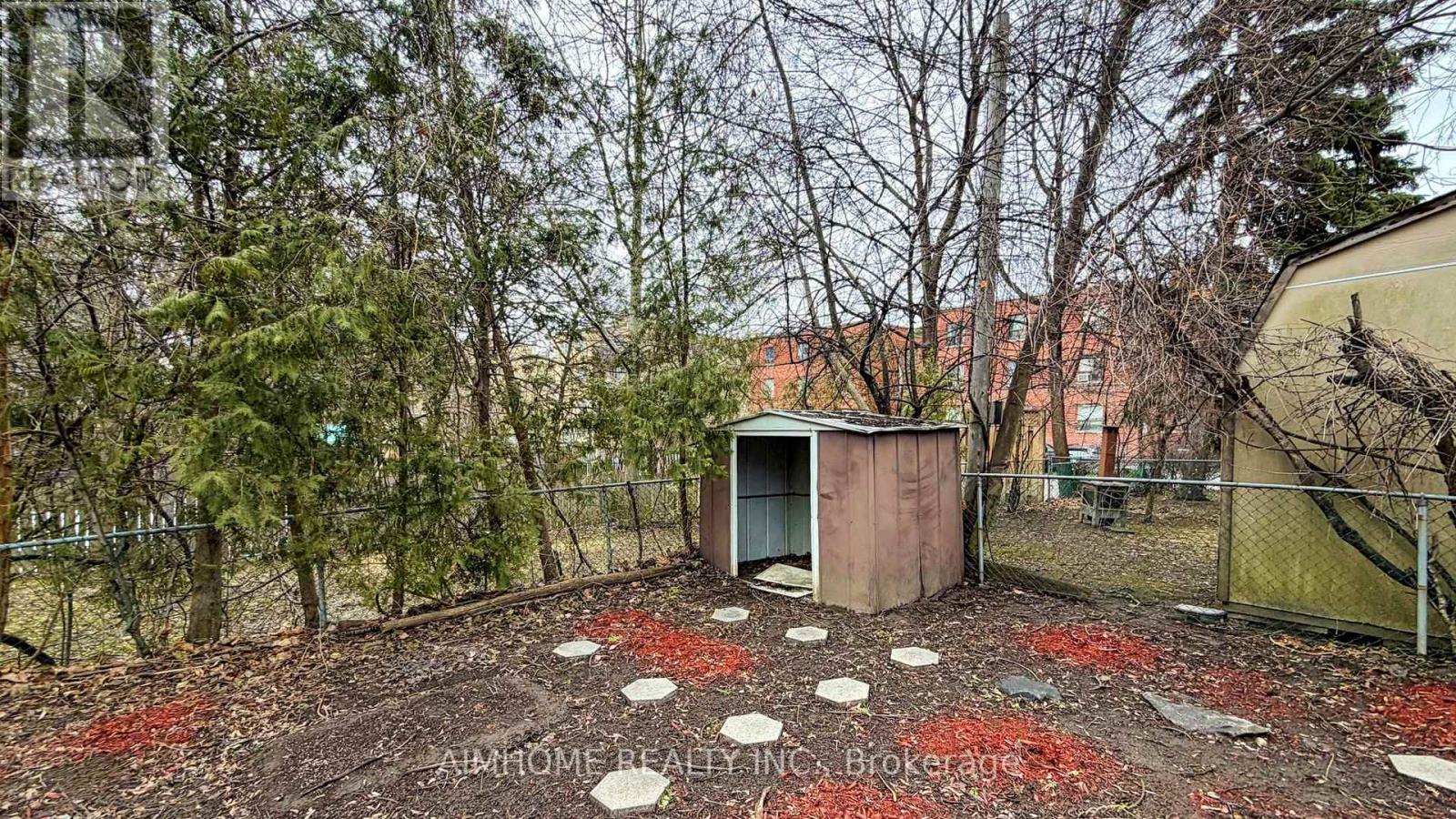 39 BRENTCLIFFE ROAD - 27
