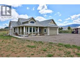 Living room - 1480 Thompson River Drive, Kamloops, BC V0K2J0 Photo 10