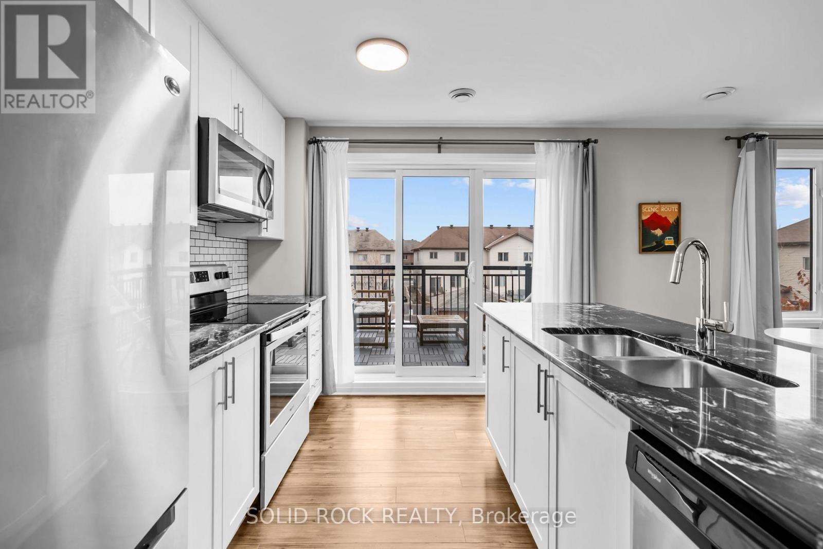 2 Bed, 2 Bath House for Sale in Ottawa – B – 442 VIA VERONA AVENUE, Ottawa – MLS# X13149898 - Image 9