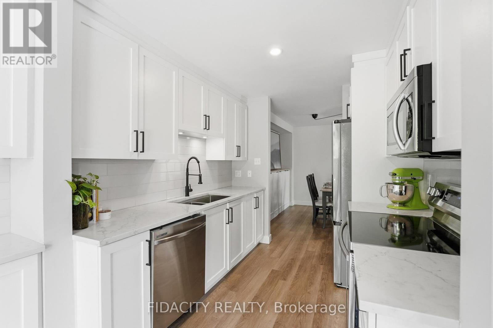 80 ROBARTS CRESCENT - 11