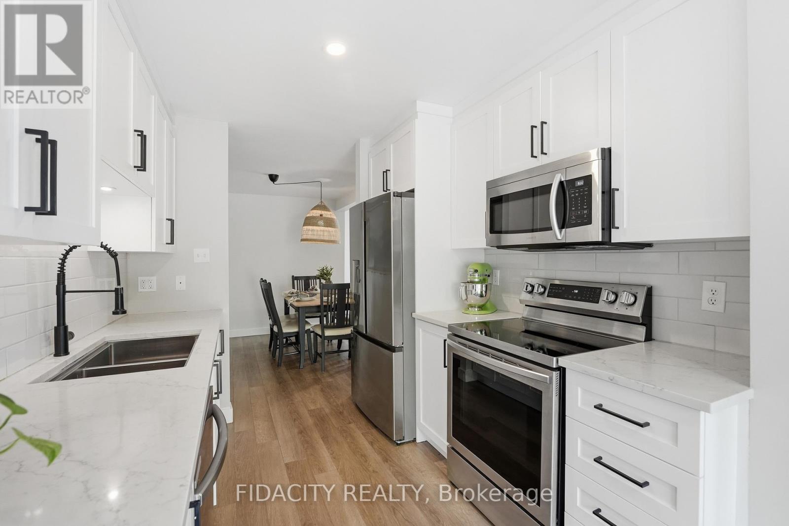 80 ROBARTS CRESCENT - 12