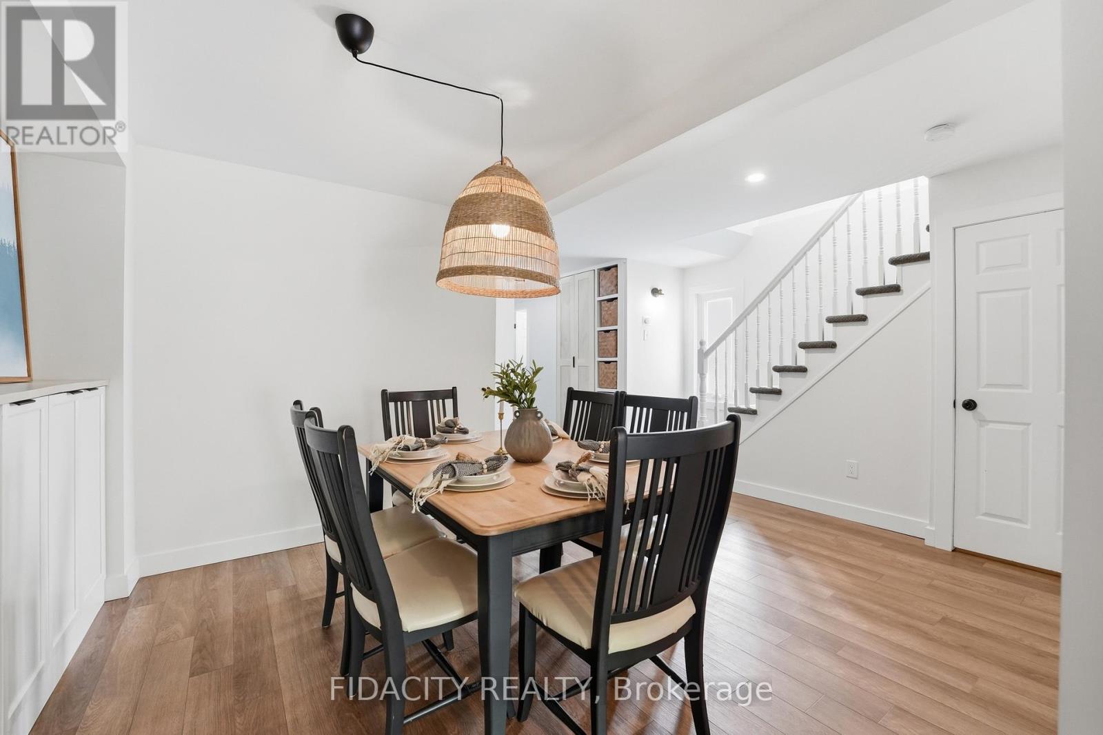 80 ROBARTS CRESCENT - 14