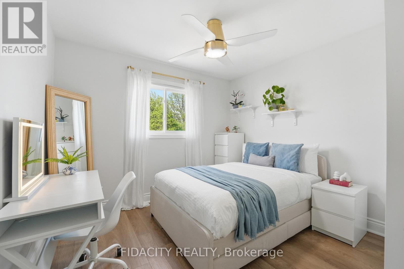 80 ROBARTS CRESCENT - 25