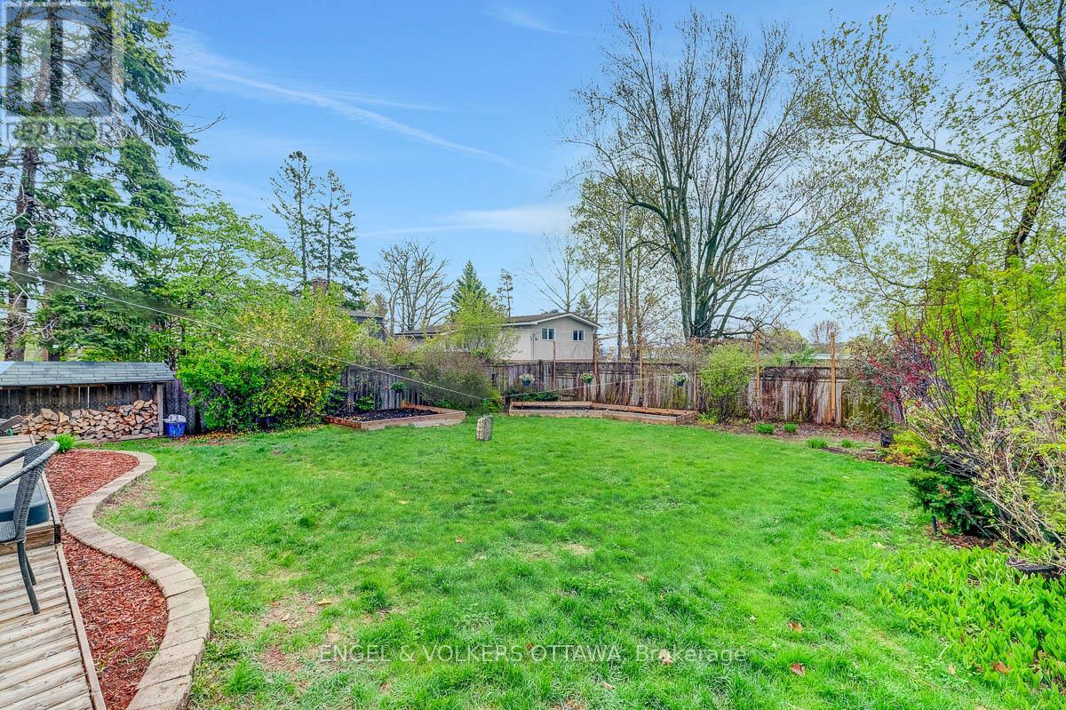 2766 HARWOOD AVENUE - 47
