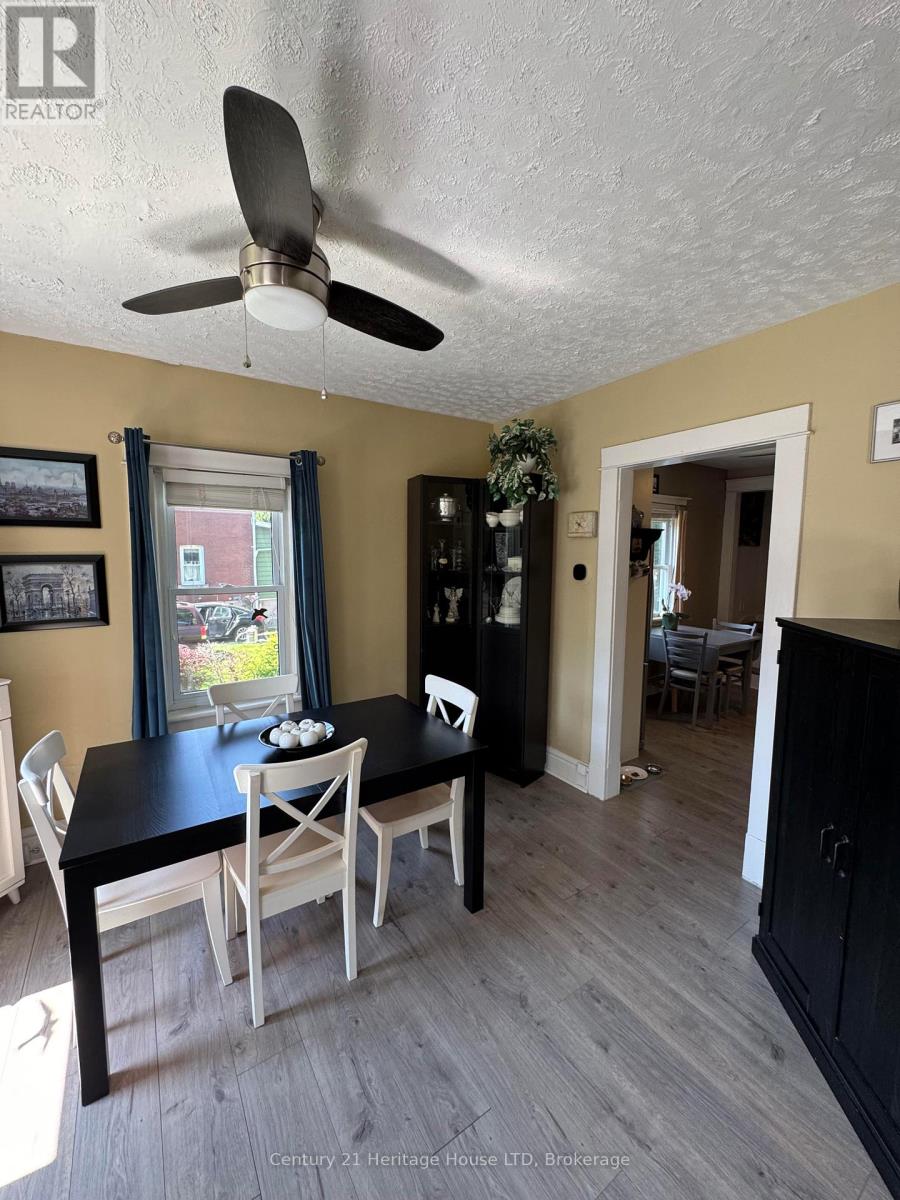 87 MARGERY ROAD - 8