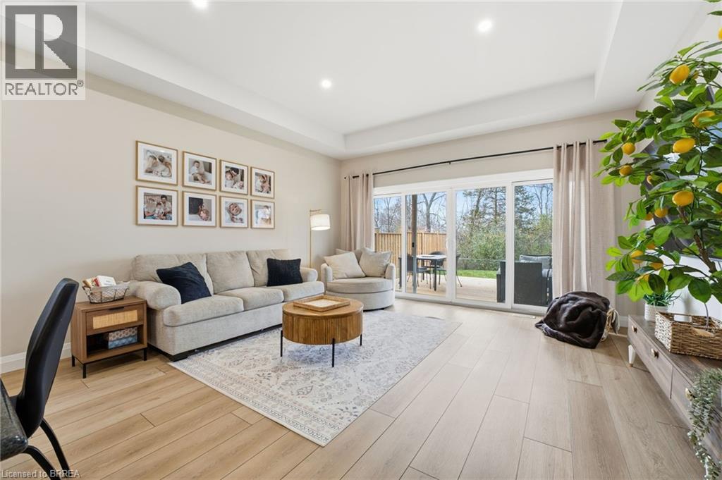 58 VANROOY Trail - 12