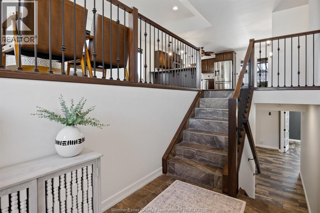 419 BROWN CRESCENT - 3