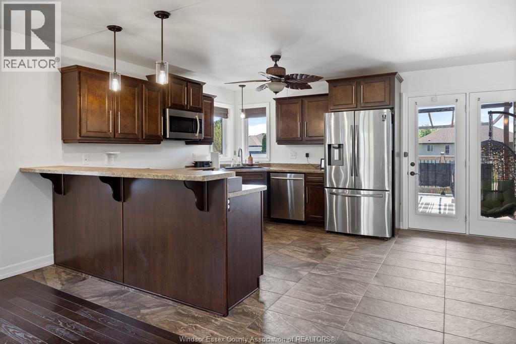 419 BROWN CRESCENT - 8