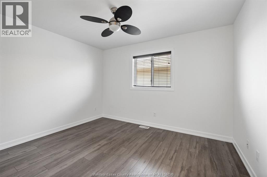 419 BROWN CRESCENT - 15