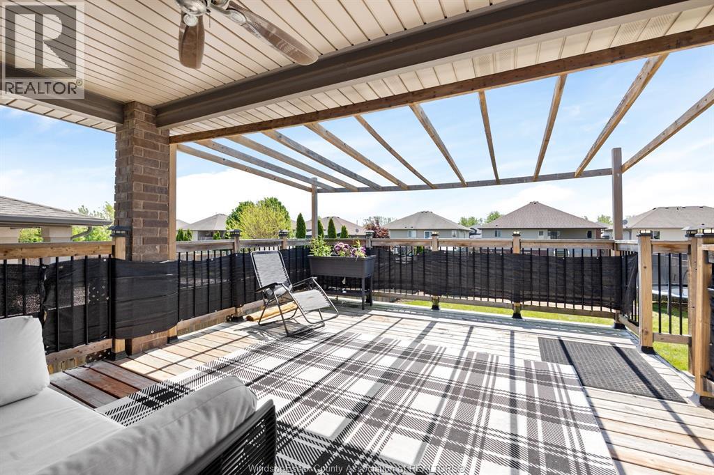 419 BROWN CRESCENT - 23