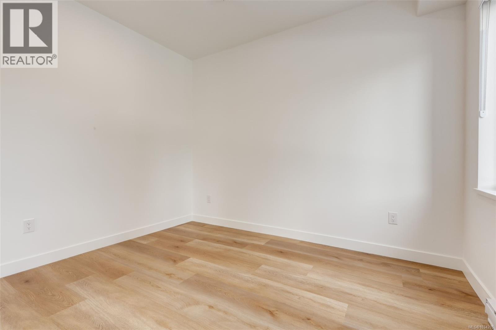 #205 7181 Lantzville Rd - 19