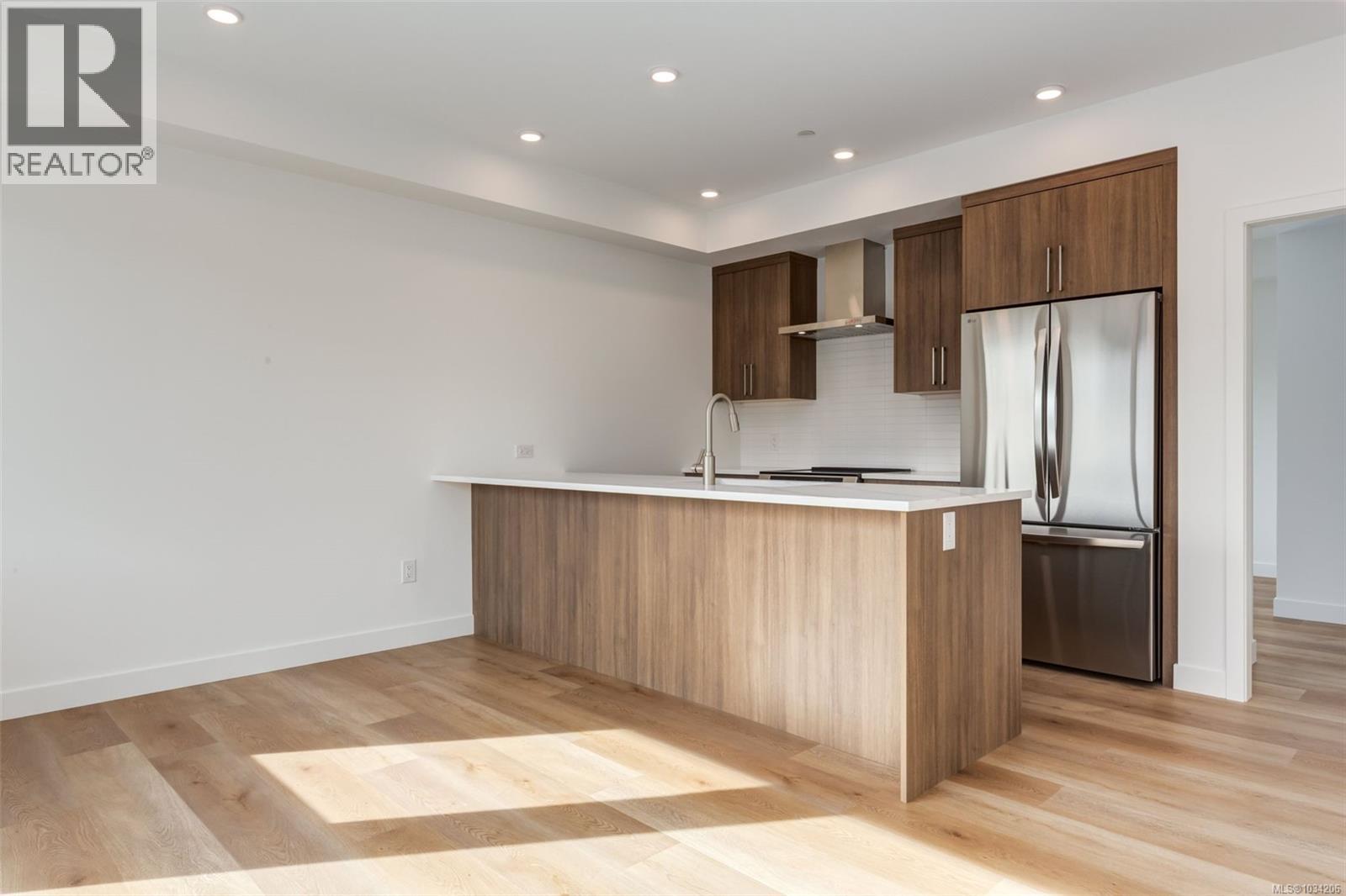 #206 7181 Lantzville Rd - 6