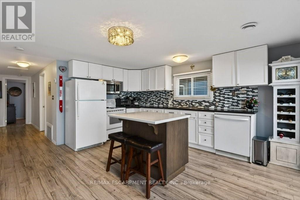 1115 NEW LAKESHORE ROAD - 28