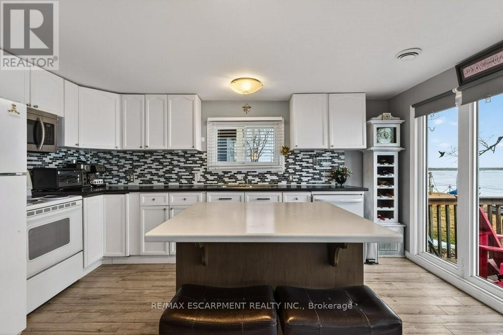 1115 NEW LAKESHORE ROAD - 29