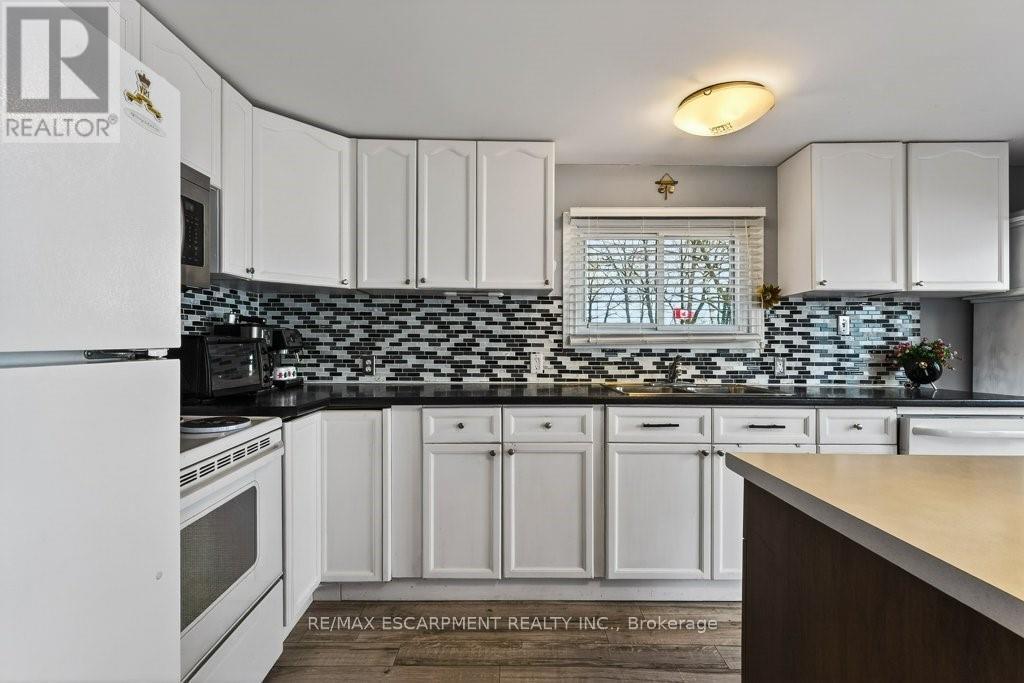 1115 NEW LAKESHORE ROAD - 31