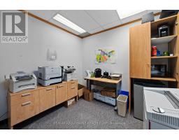 2 - 54 Dundas Street E, Belleville, ON K8N1B8 Photo 9