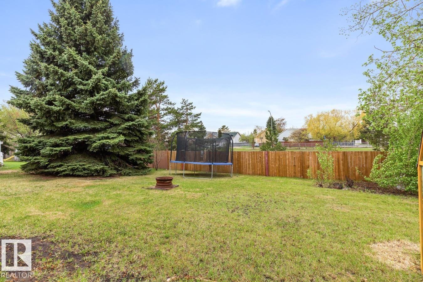 4340 33 ST NW - 36