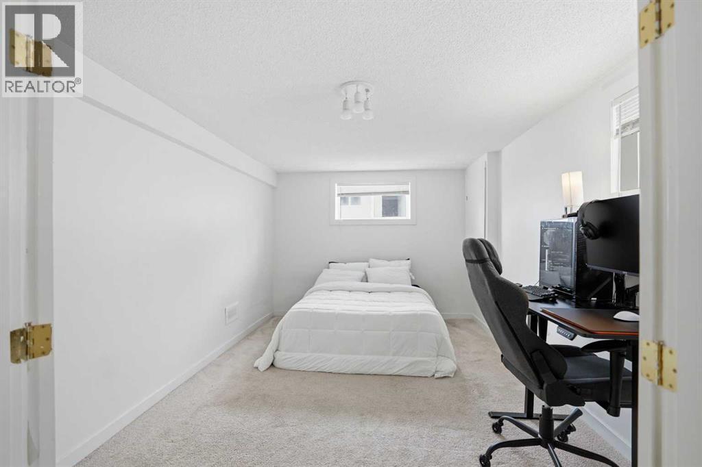 113 Mt Lorette Place SE - 20