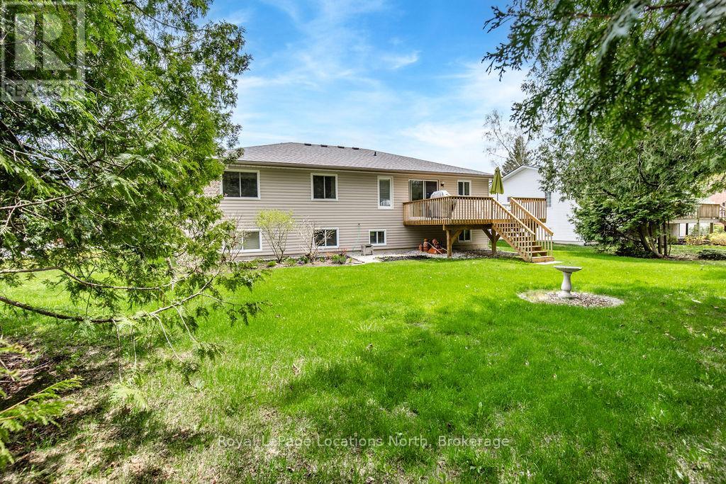40 FAIRWAY CRESCENT - 26