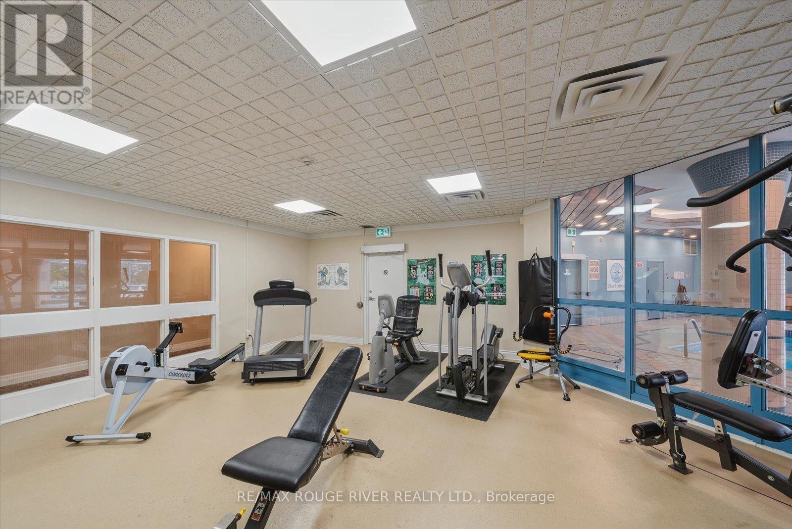 #305 340 WATSON STREET W - 24