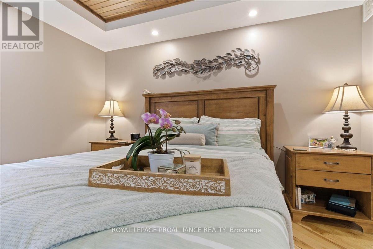 80 WHISPERING WOODS DRIVE - 27