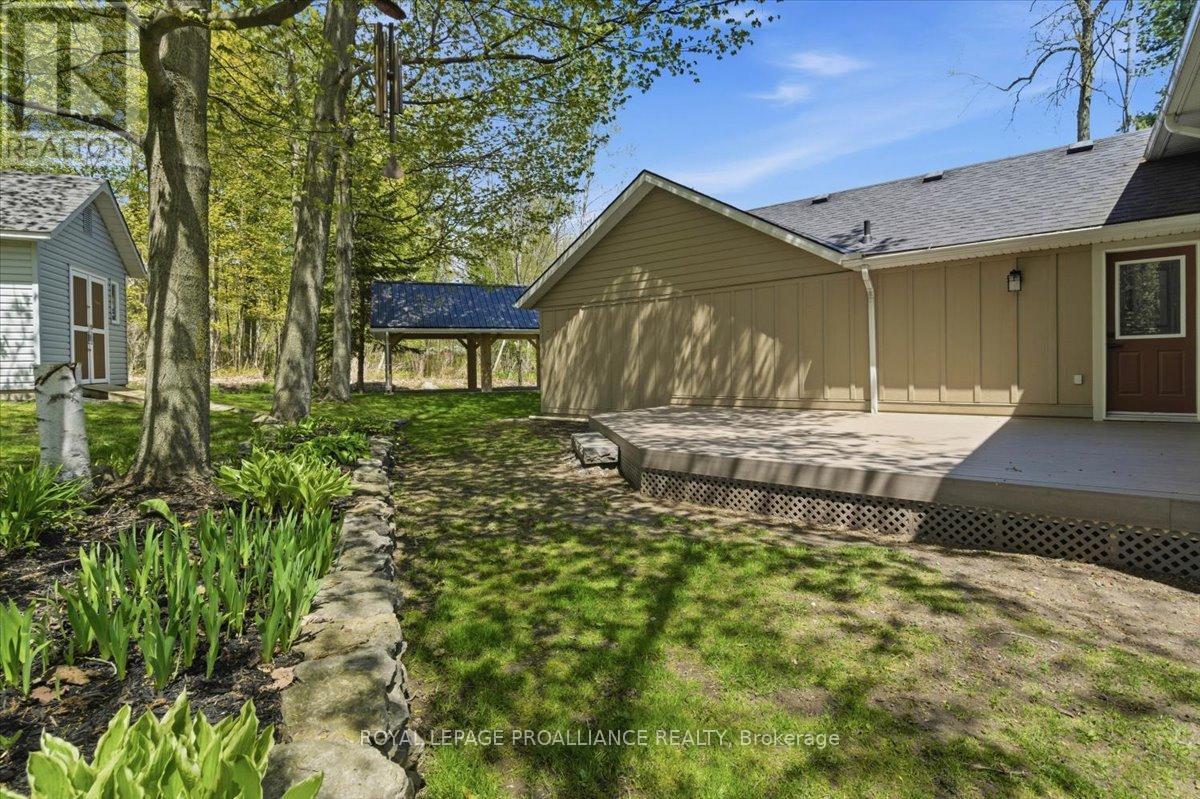 80 WHISPERING WOODS DRIVE - 43