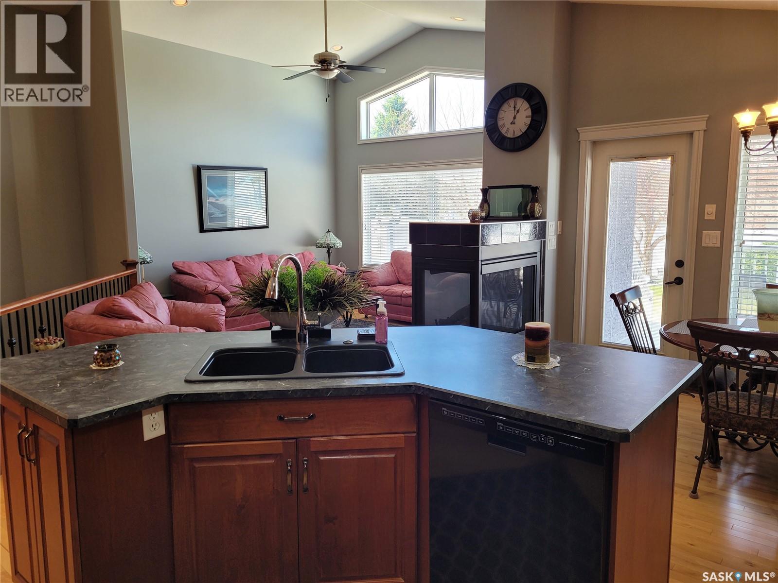 406 Bolton PLACE - 8