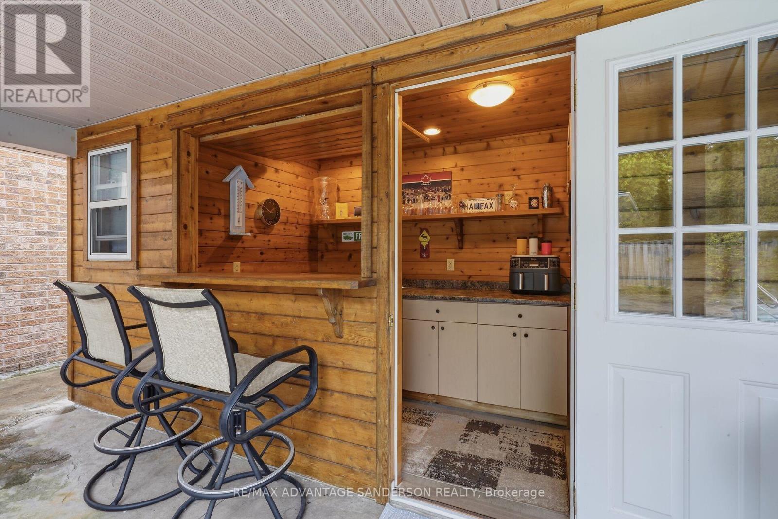 512 JEFFREYBROOK DRIVE - 14