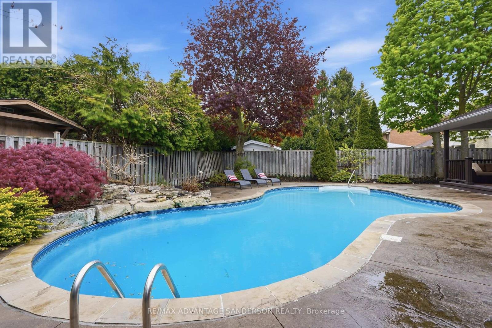 512 JEFFREYBROOK DRIVE - 16