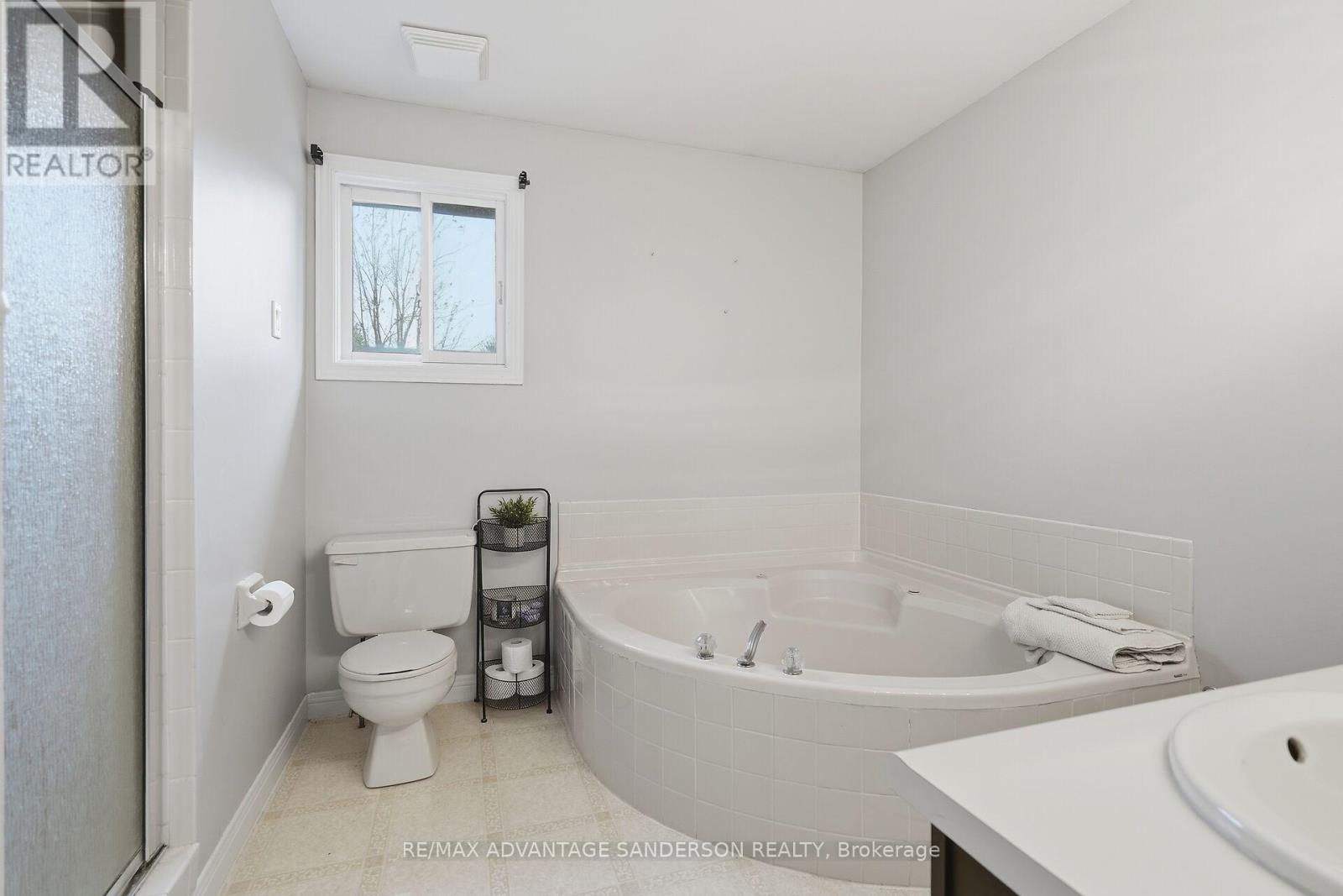 512 JEFFREYBROOK DRIVE - 38
