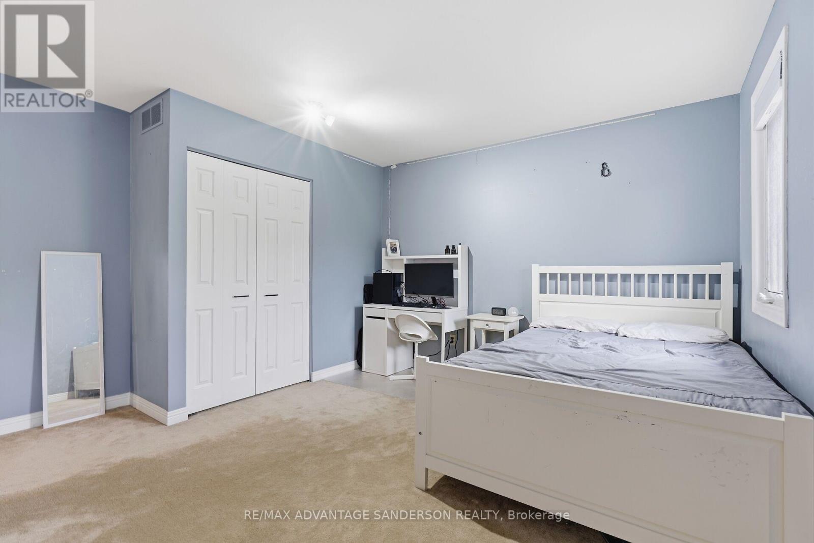 512 JEFFREYBROOK DRIVE - 41