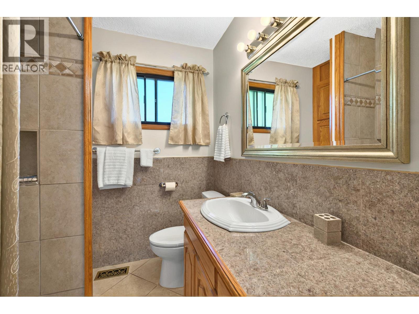 3025 Naramata Road, Naramata