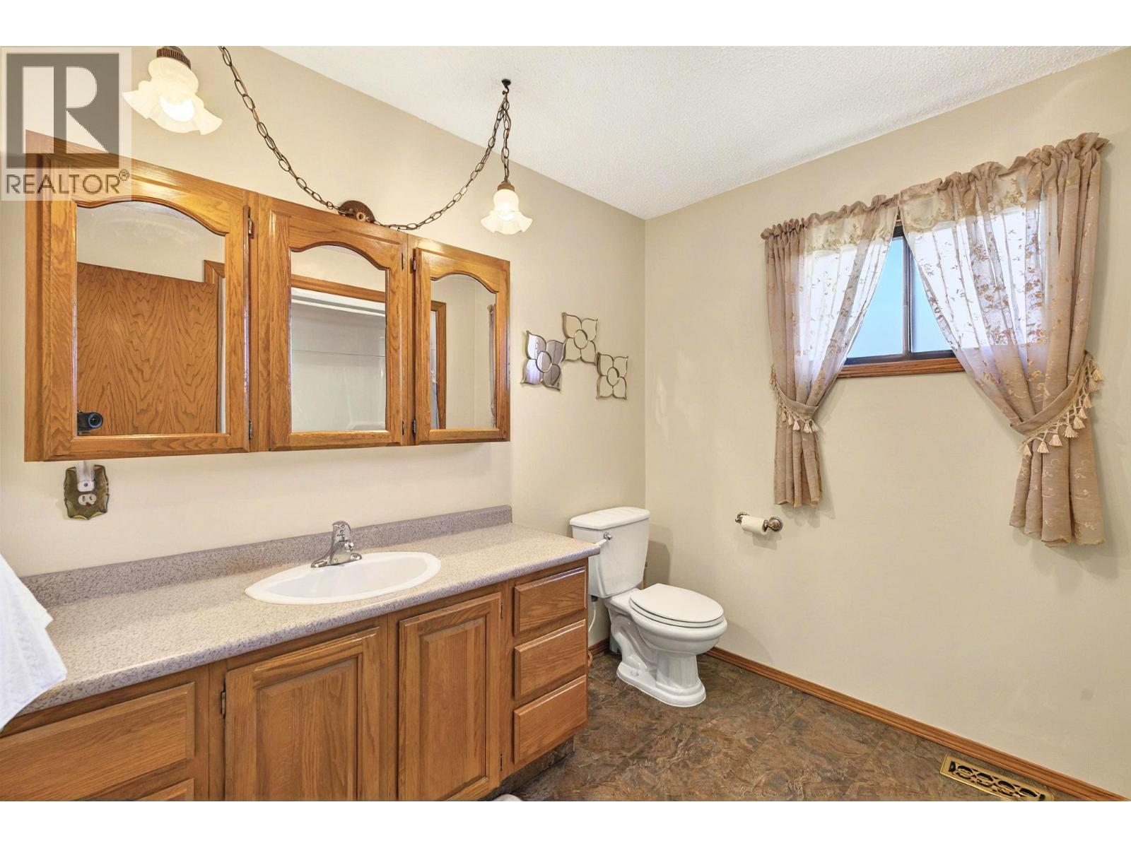 3025 Naramata Road, Naramata