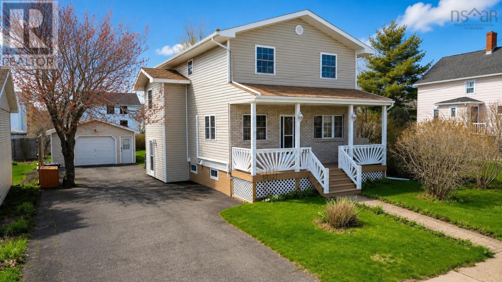Property photo of 283 Cartier Street