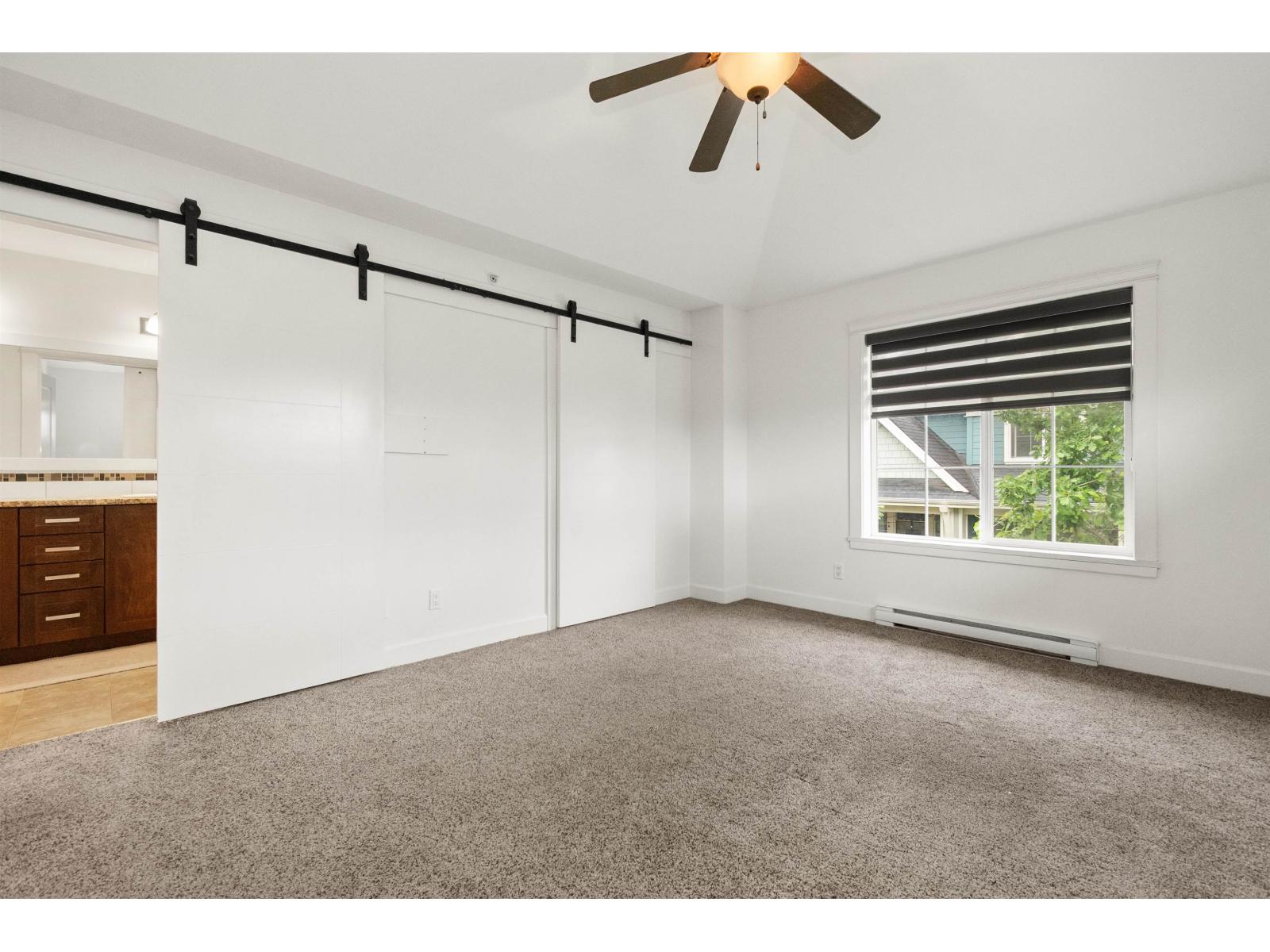 43 45290 SOOWAHLIE CRESCENT, Garrison Crossing, Chilliwack
