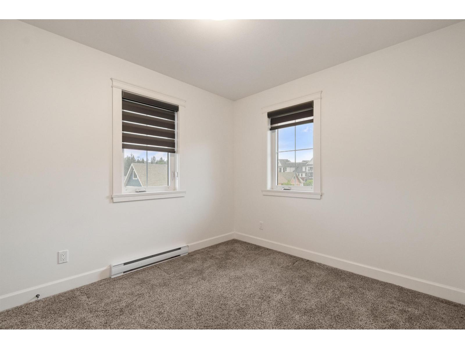 43 45290 SOOWAHLIE CRESCENT, Garrison Crossing, Chilliwack