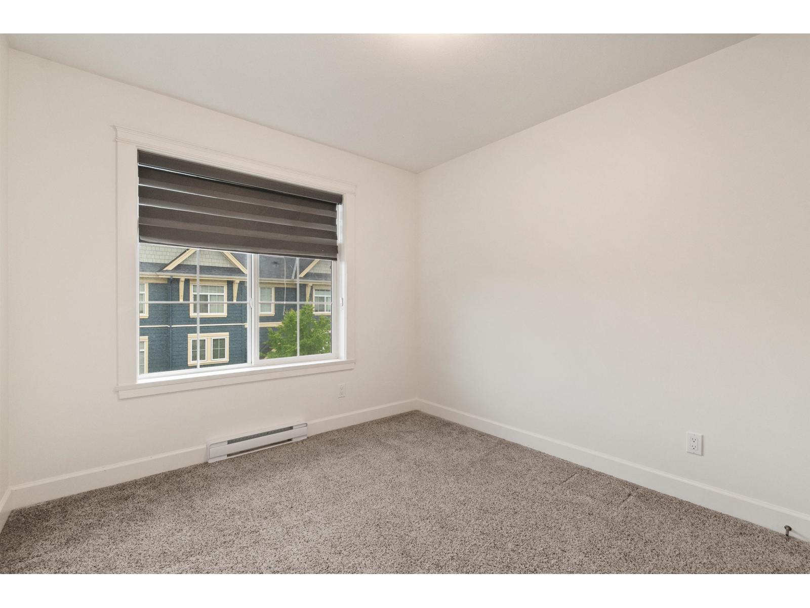 43 45290 SOOWAHLIE CRESCENT, Garrison Crossing, Chilliwack