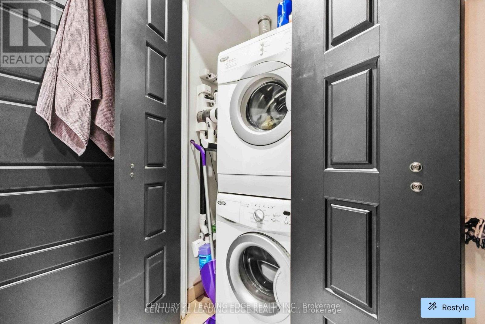 #2203 28 LINDEN STREET - 16