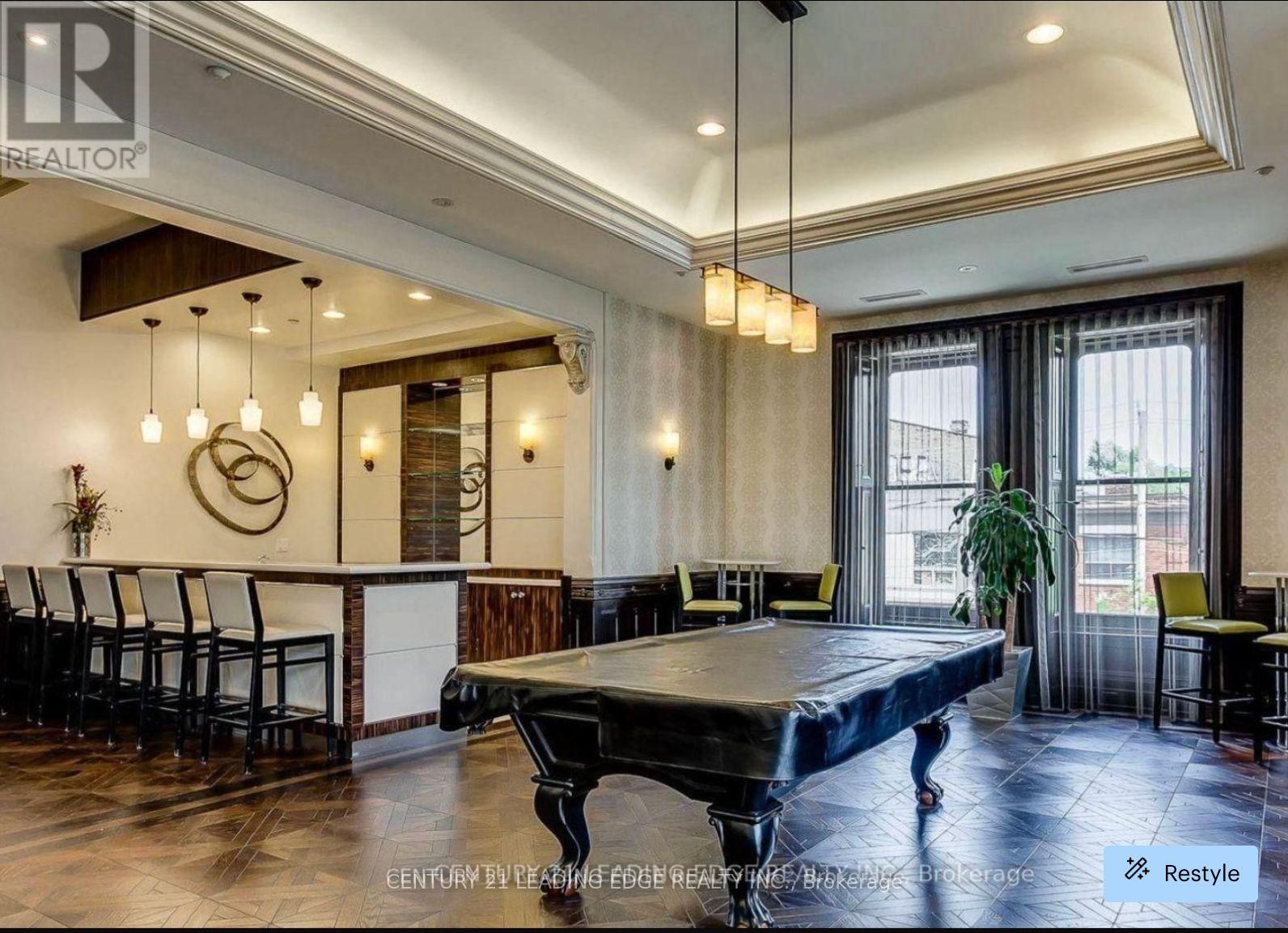 #2203 28 LINDEN STREET - 22