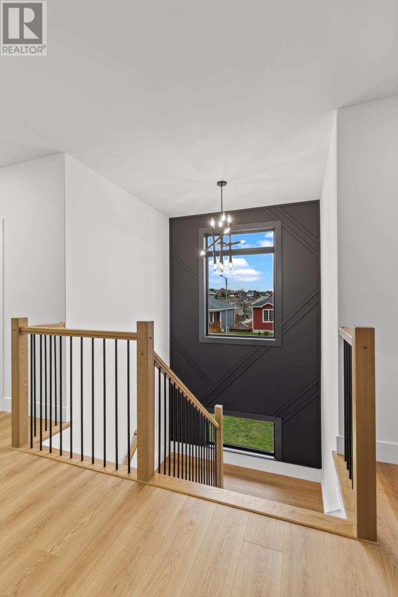 16 Lucston Avenue - 18