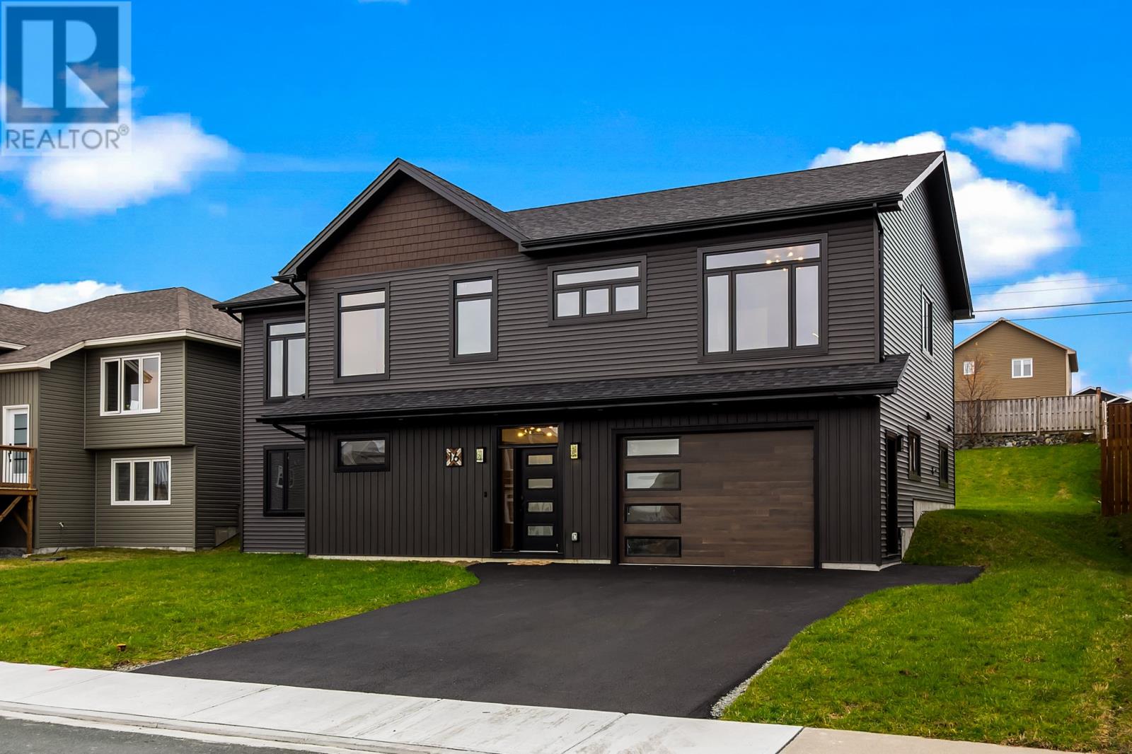 16 Lucston Avenue - 34