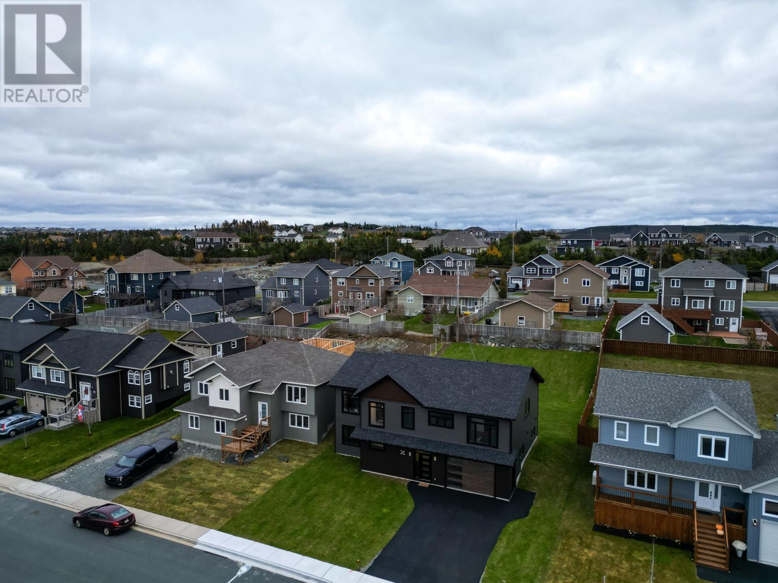 16 Lucston Avenue - 38