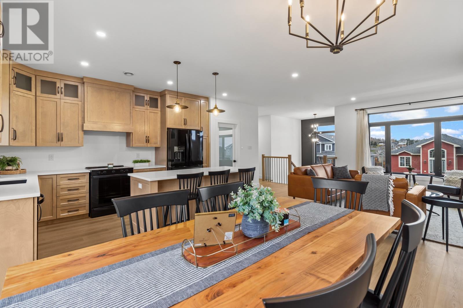 16 Lucston Avenue - 8
