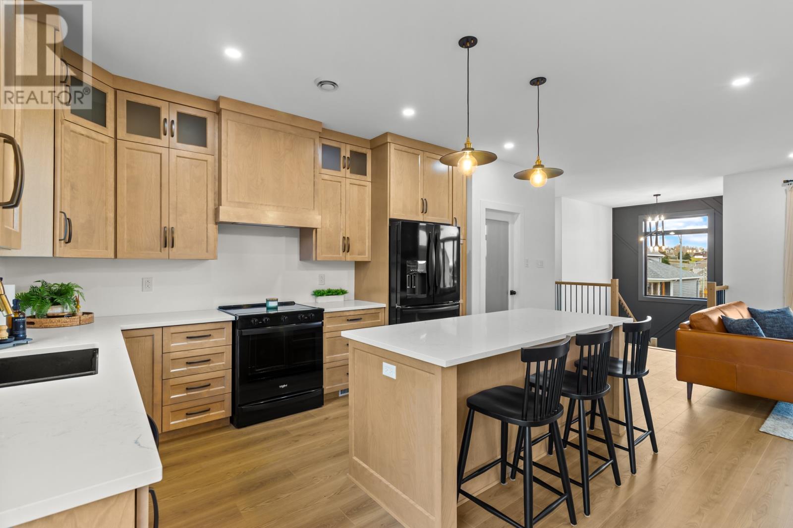 16 Lucston Avenue - 9
